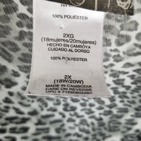 Evolution Embellished V Neck Sheer Animal Print Blouse Top Size 2X Black Gray - Picture 7 of 11